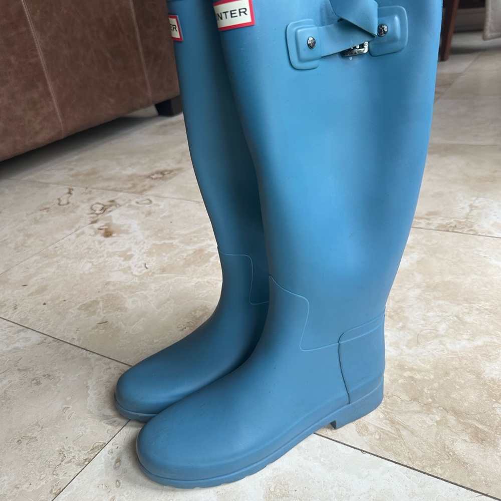 Hunter Original Tall Rain Boots in Teal, size 7